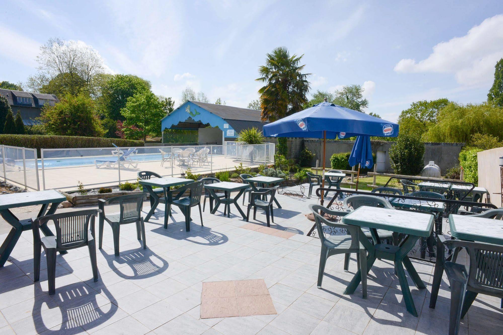 Hotel Des Bains Saint-Jean-le-Thomas Exterior foto